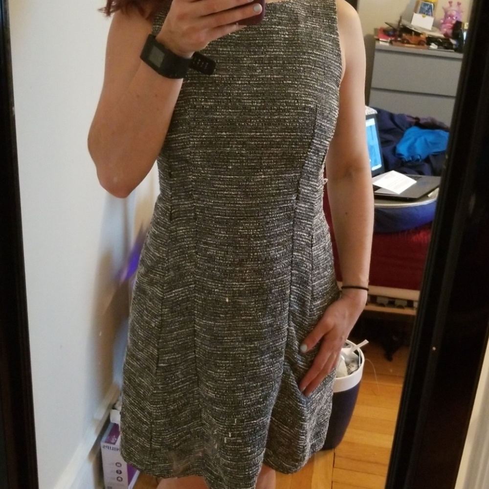 Sleeveless dress